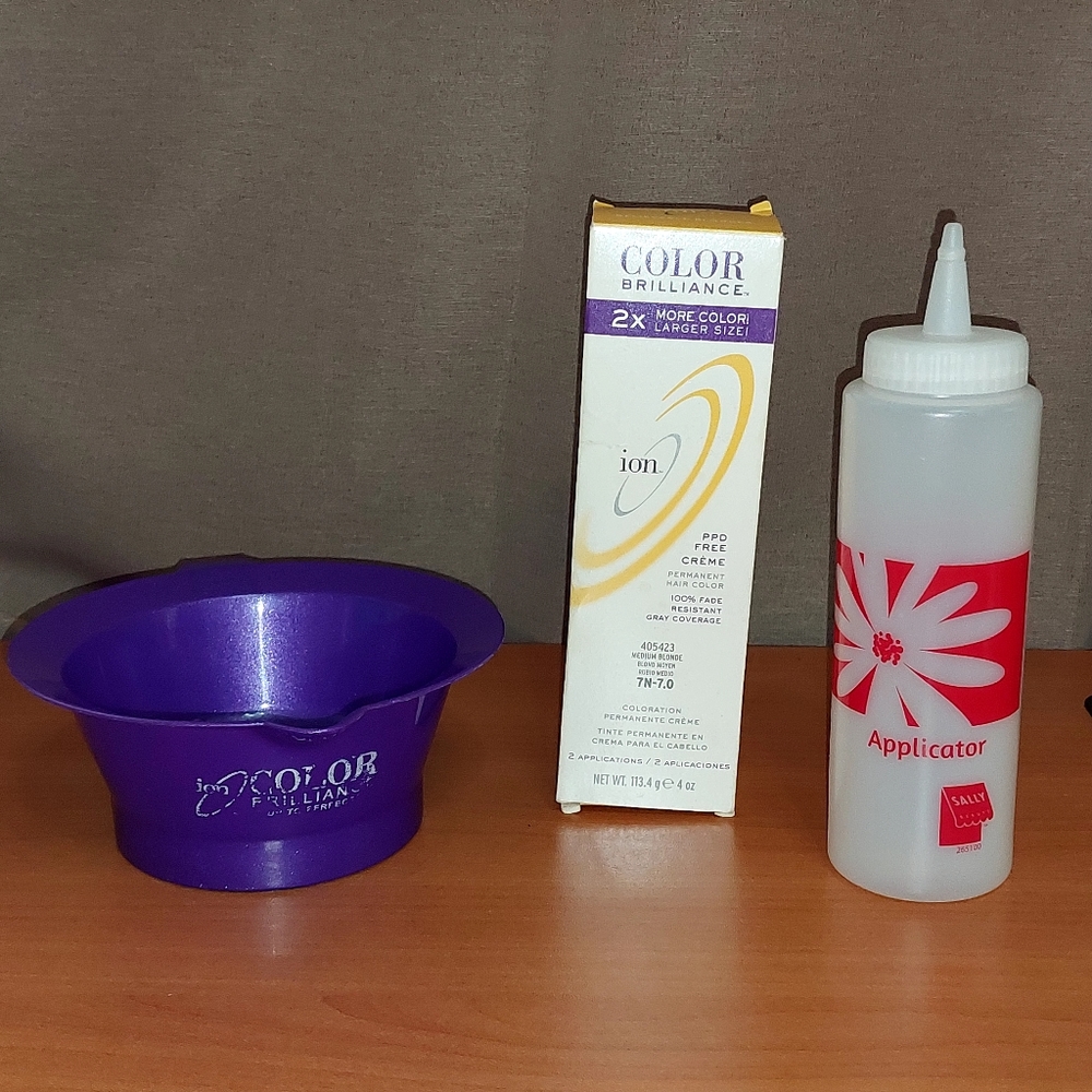 Color brilliance ion medium blonde 7N with mixing bowl an application bottle